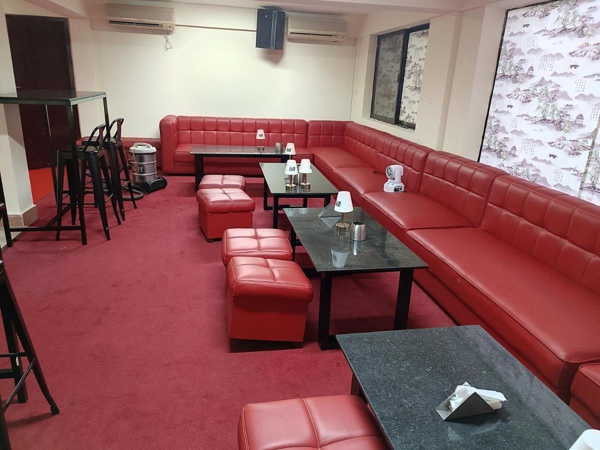 Galaxy Rs Hotel Пном Пен Екстериор снимка